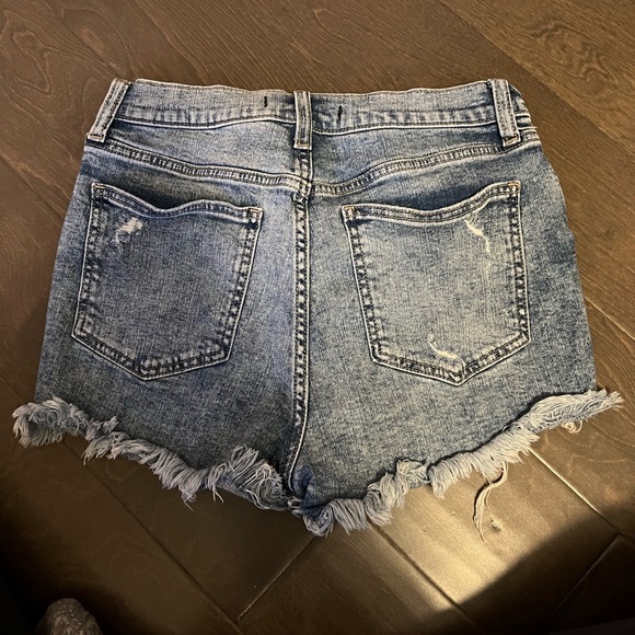 Jean shorts size: M - Picture 2 of 3